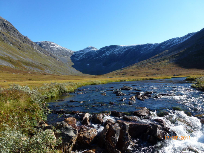 Others 5, Hole Hytter, Stranda