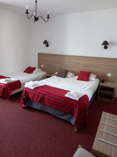 Bedroom 5, HOTEL DES VOYAGEURS, Doubs