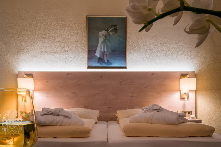 Bedroom 2, Hotel Schloss Hornberg, Ortenaukreis
