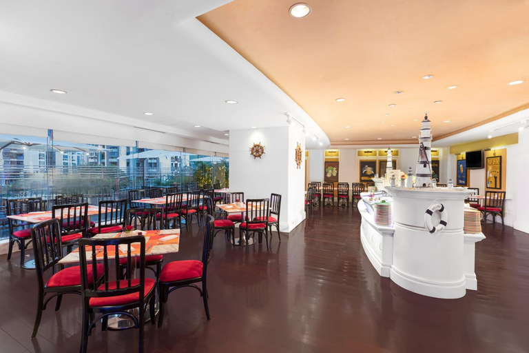 Food & Drinks 4, Crowne Plaza Hotel & Suites Landmark Shenzhen By IHG, Shenzhen
