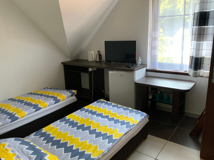 Others 3, Apartamenty, domki, wedkowanie, Myślibórz