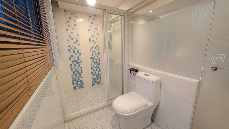 Bathroom 3, Yen Inn, New Taipei City