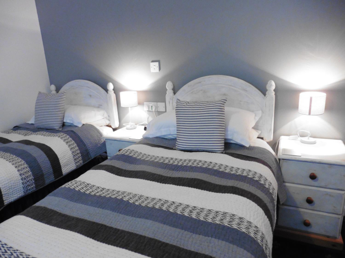 Bedroom 8