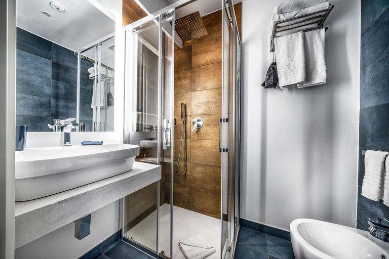 Bathroom 3, Suite Blue Style, Rome