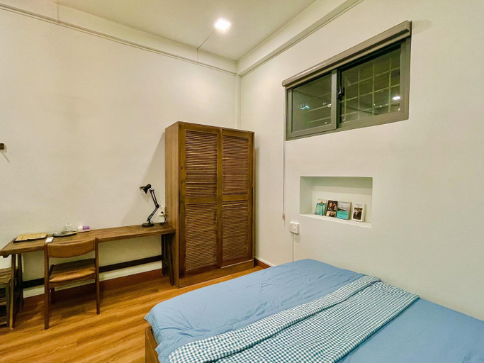 Bedroom 12