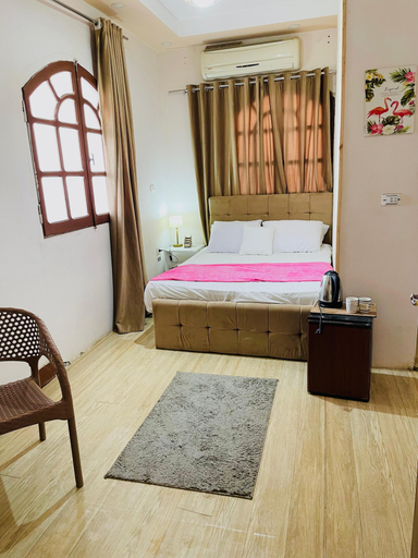 Bedroom 3, Kemt pyrimds view, Unorganized in Al Jizah