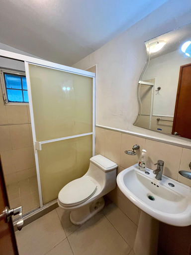 Bathroom 3, Venator House Boutique, León