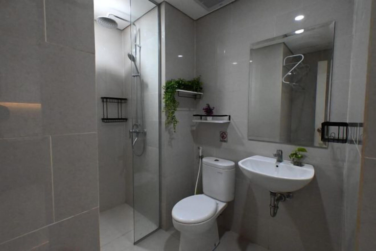Bathroom 5