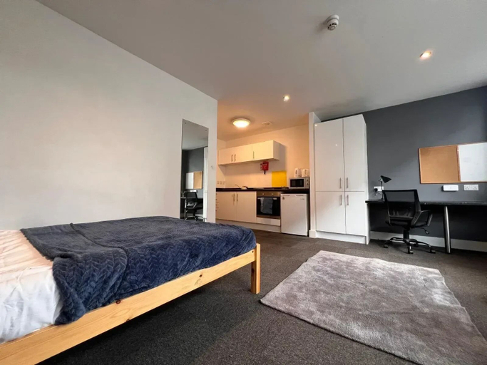 Bedroom 2, Hydrogen, Nottingham