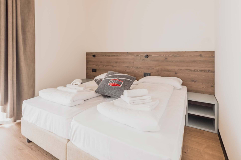 Bedroom 5, mySHH Smart, Trento