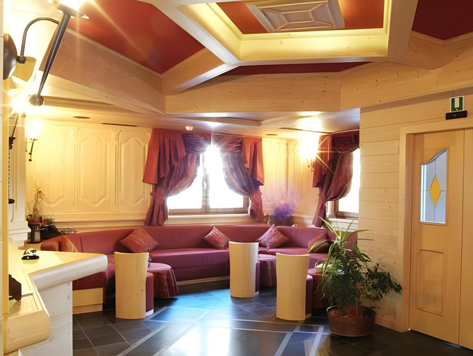 Public Area 3, Hotel Arisch, Sondrio