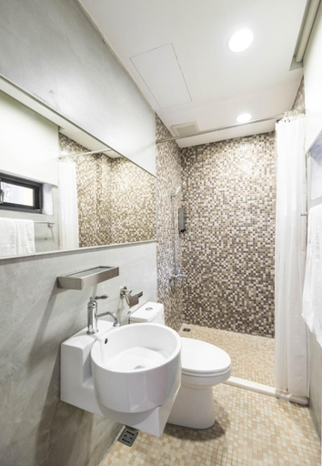 Bathroom 4, At Home Hotel Zhongshan, Taipei City