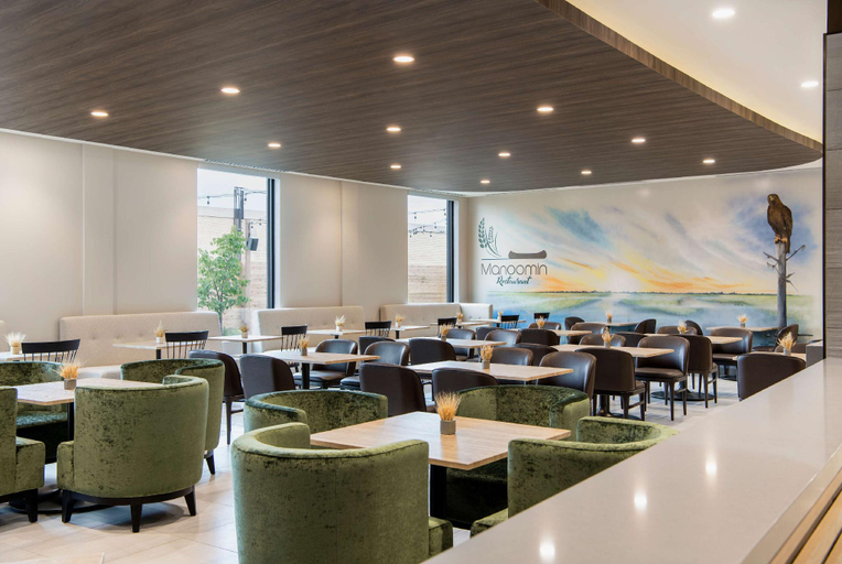 Food & Drinks 5, Wyndham Garden Winnipeg Airport, Division No. 11