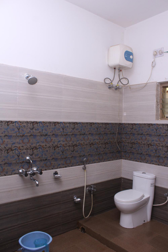 Bathroom 3, CHETAN INN HOTEL, Cuttack
