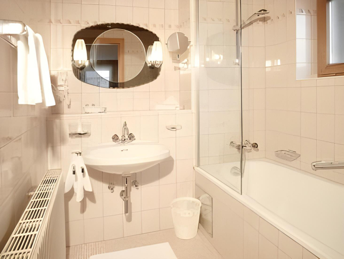 Bathroom 3, Genusshotel Alpenblick, Imst