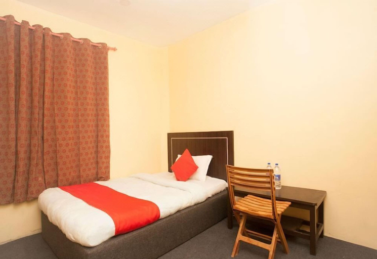 Bedroom 2, Namaste Resort, Koshi