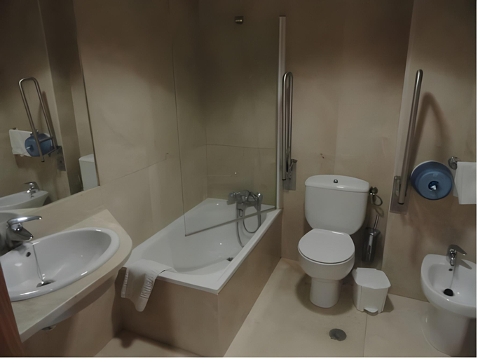 Bathroom 4, Hotel O Mirandes, Miranda do Douro