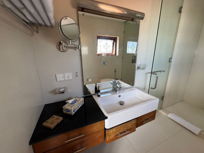 Bathroom 4, Scarlet White Resort, Balapitiya