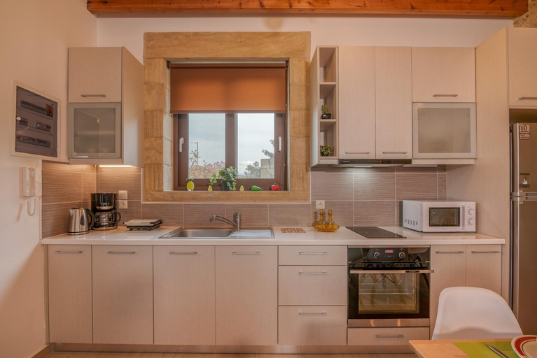 4, Lithina charm villa with private pool and sea view, Crete