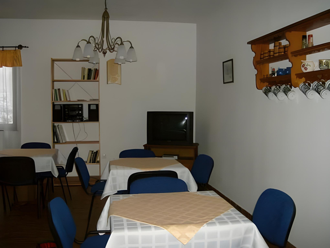 Others 5, Fenyo Vendeghaz, Pétervására