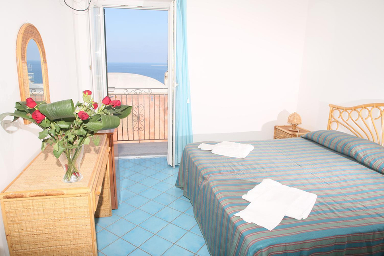 Bedroom 2, Affittacamere Via Muraglione, Latina