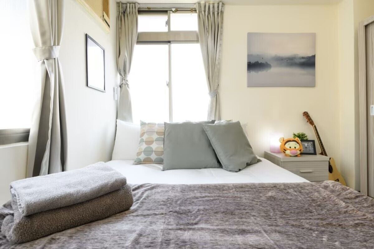 Bedroom 3, World Trade Center Station, Pak Kret
