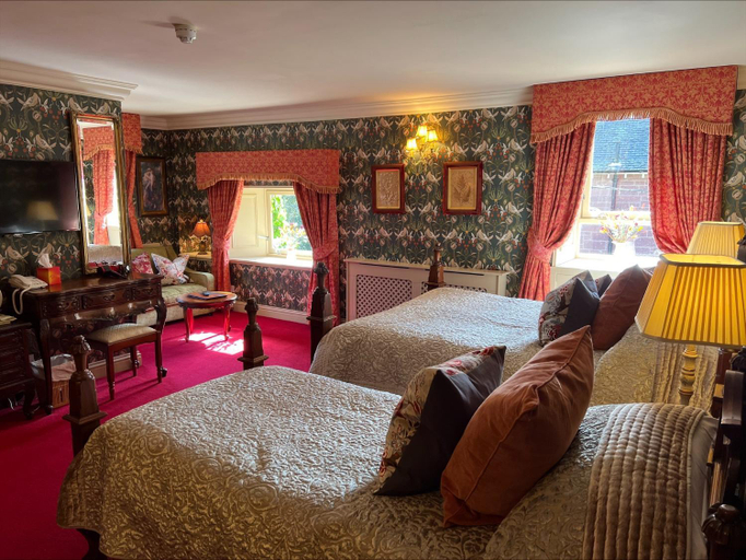 Bedroom, Lands of Loyal hotel, Perthshire and Kinross