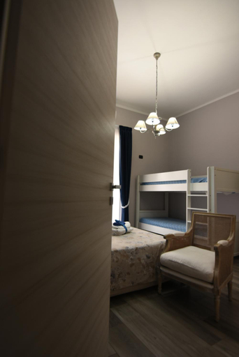 Others 4, B&B Grazia, Caserta