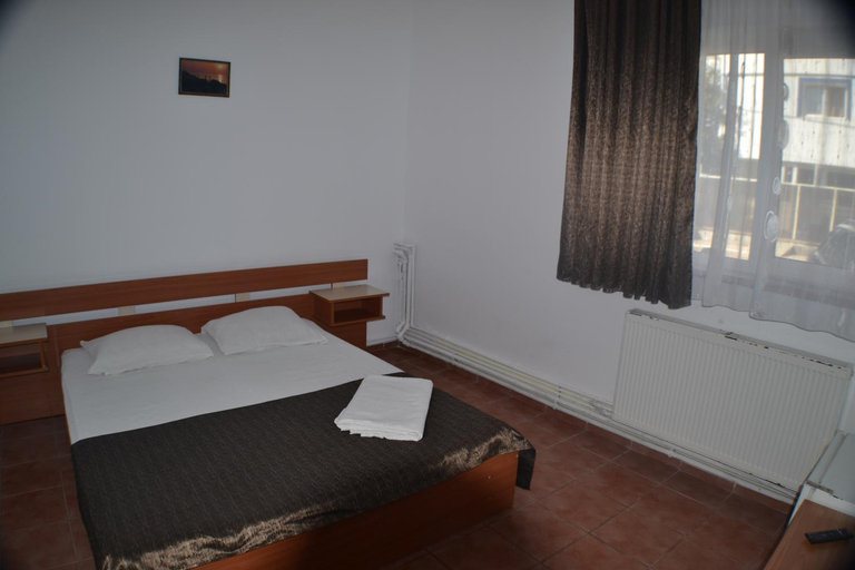 Others 2, Casa Omer, Tuzla