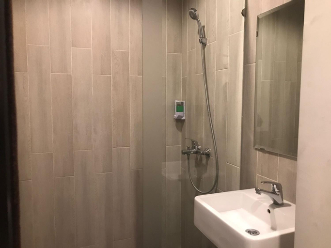 Bathroom 4