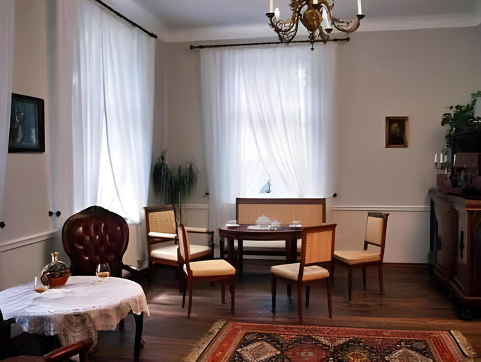 Others 5, Restauracja - Hotel Palacowa, Żnin