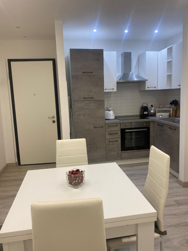 Others 5, Bnb apartment Ferrara, Udine