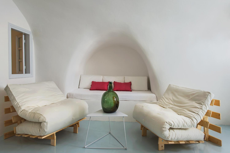 Others 5, Artia Mansion, South Aegean