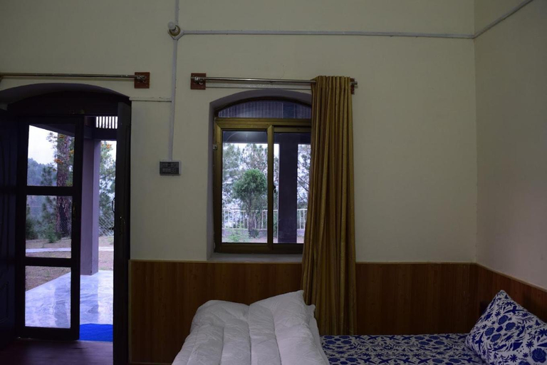 Others 3, Batrasi Dak Bungalow, Hazara