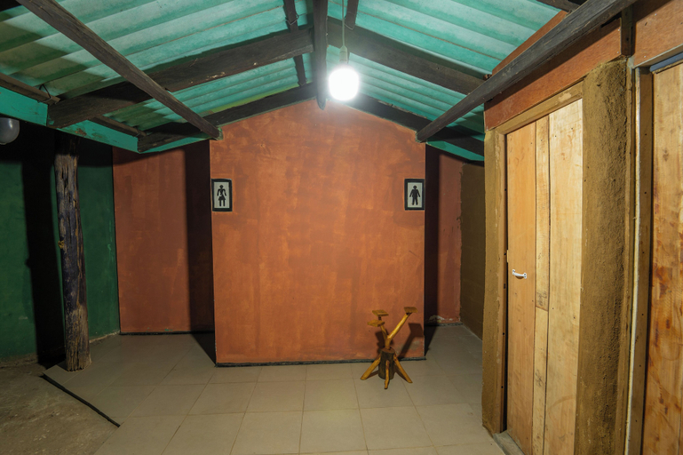 Bedroom 4, Ayurvedic Lanka Wellness Hotel, Hingurakgoda