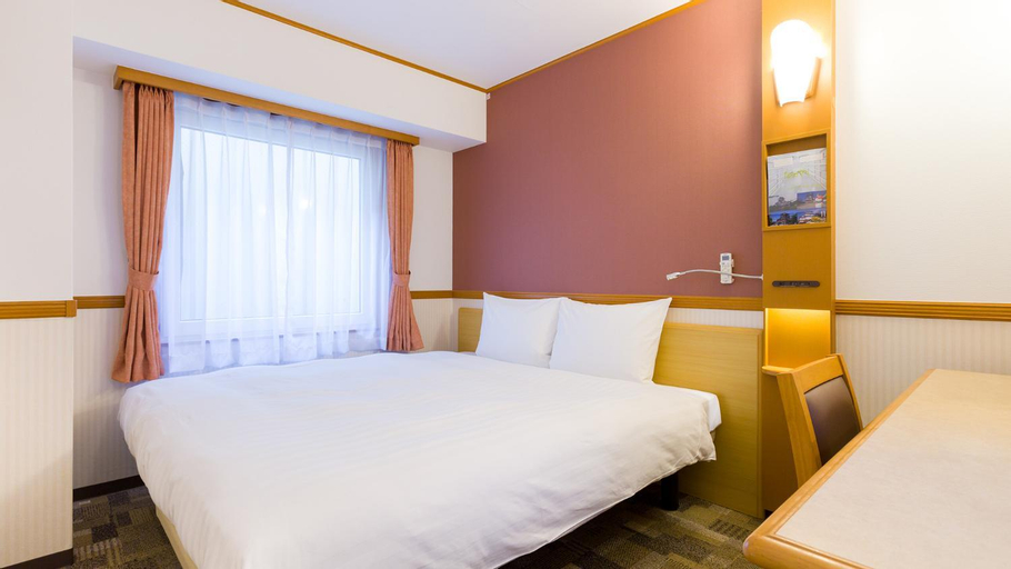 Bedroom 13