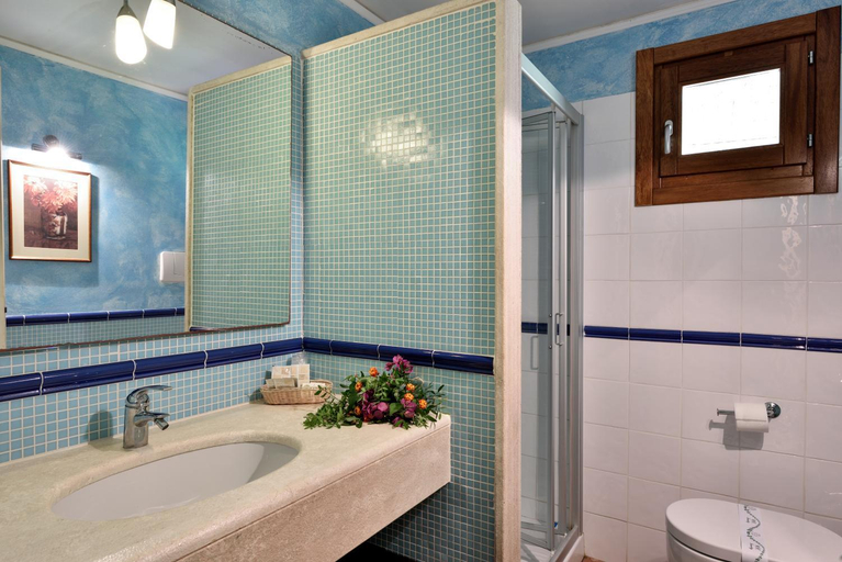 Bathroom 4, Hotel Abba & Murta, Ogliastra