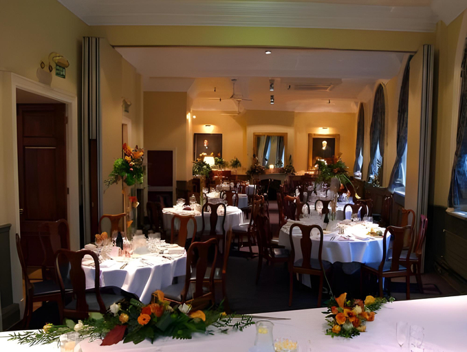 Food & Drinks 4, The Racquet Club, Sefton