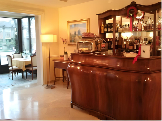 Food & Drinks 5, Albergo Minuetto, Rovigo