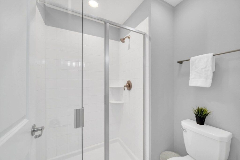 Bathroom 3, 1569plunker 4 Bedroom Townhouse, Osceola