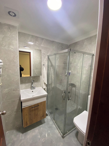 Bathroom 4, Işık Lakeside Otel, İznik