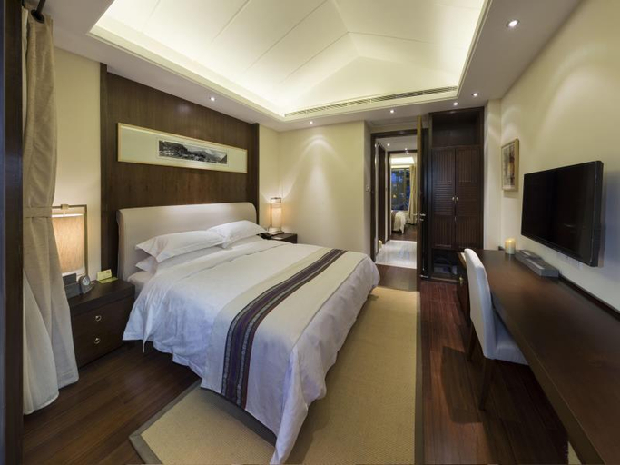 Bedroom 2, Lijiang Platinum Hotel, Lijiang