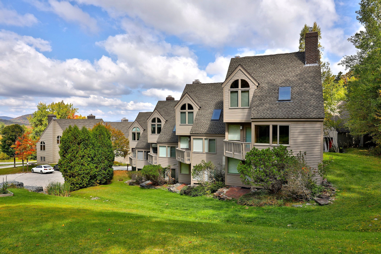 Exterior & Views 2, Fall Line Condo B2 3 Bedroom Condo, Rutland