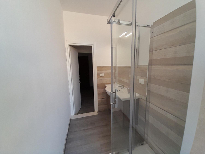 Others 5, Fuori Ortigia room 1, Syracuse