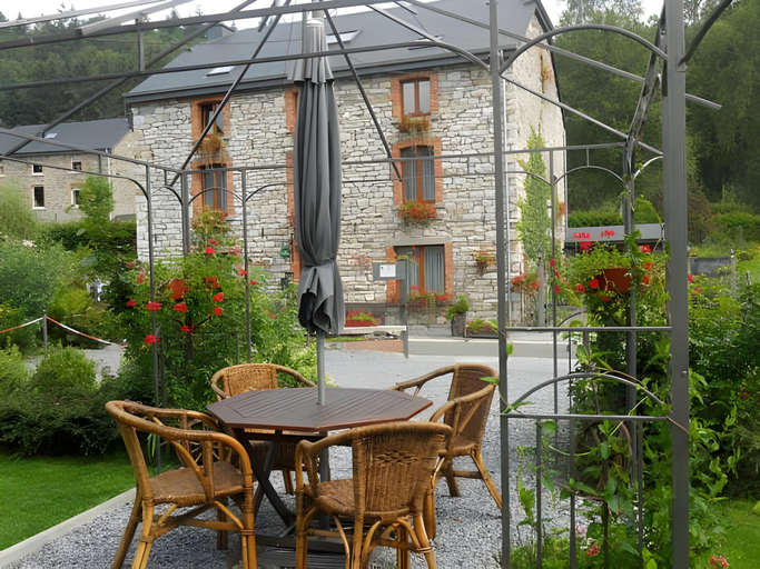 Others 2, B&B Nord Sud, Luxembourg