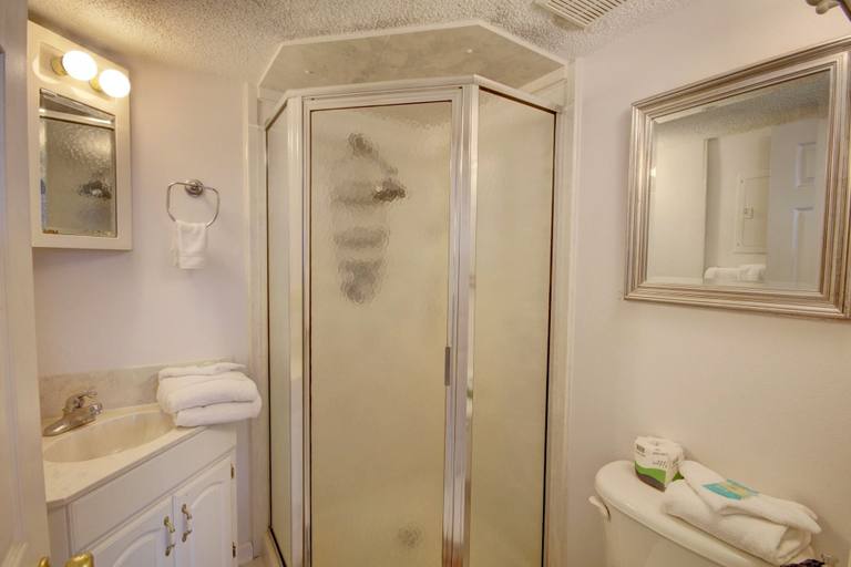 Bathroom 4, 562 El Matador 2 Bedroom Condo by RedAwning, Okaloosa