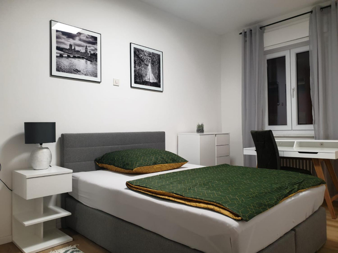 Bedroom 4, Swan Rooms, Nürnberg