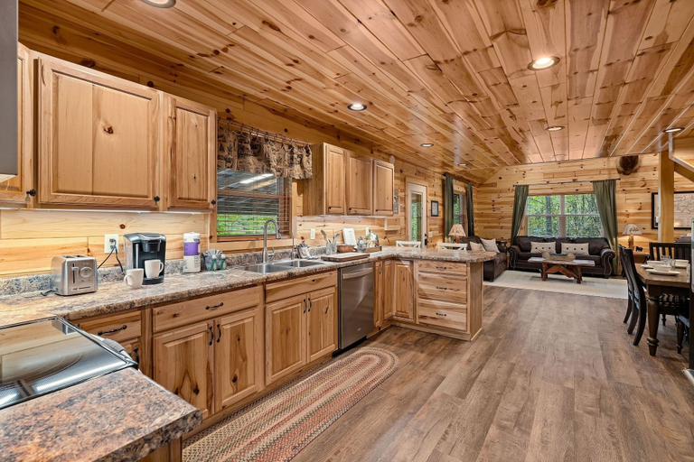Food & Drinks, Beside Still Water 1 - 2 Bedrooms, 2 Baths, Sleeps 6 Home by RedAwning, Cocke