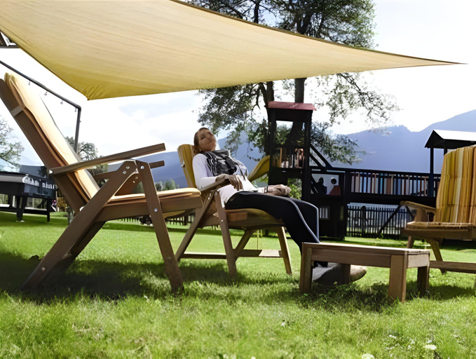 Others 4, Gutshof zum Schluxen, Reutte