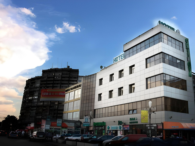 Others 5, Hotel Sir Lujerului, Municipiul Bucuresti